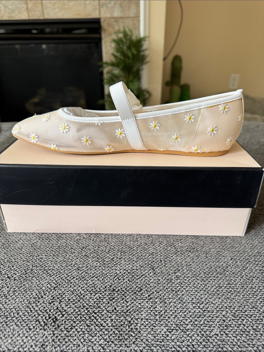 BCBGeneration Cream Mary Jane Flats with White and Yellow Daisy Embroidery